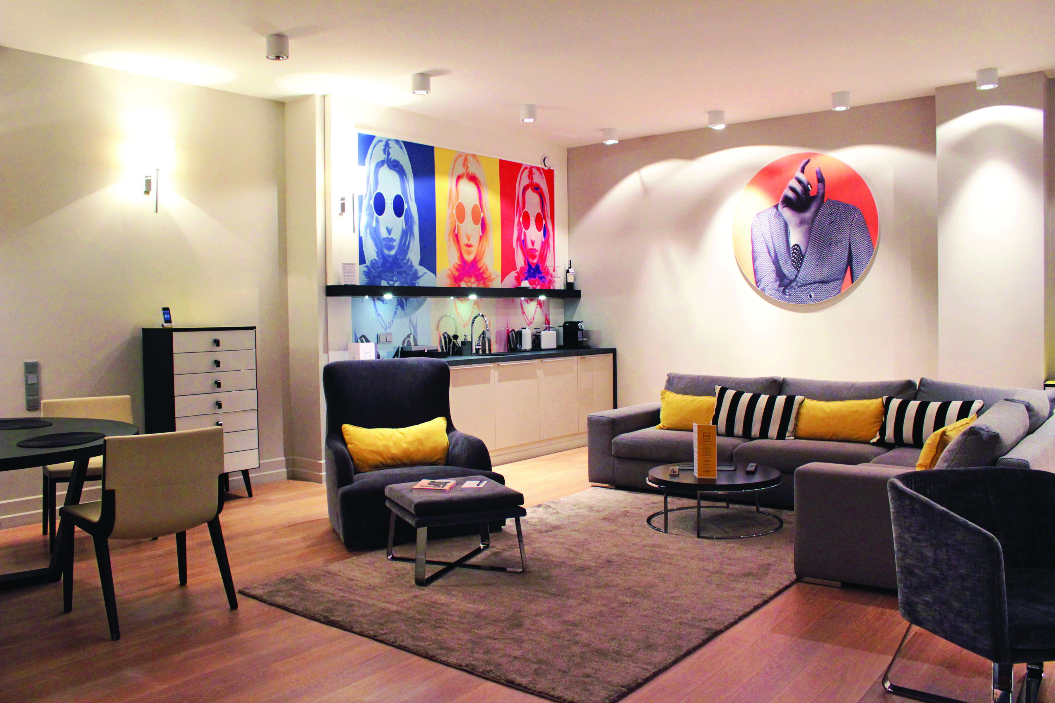 H15 Boutique Hotel, Warsaw, A Member Of Design Hotels Exteriér fotografie A typical apartment
