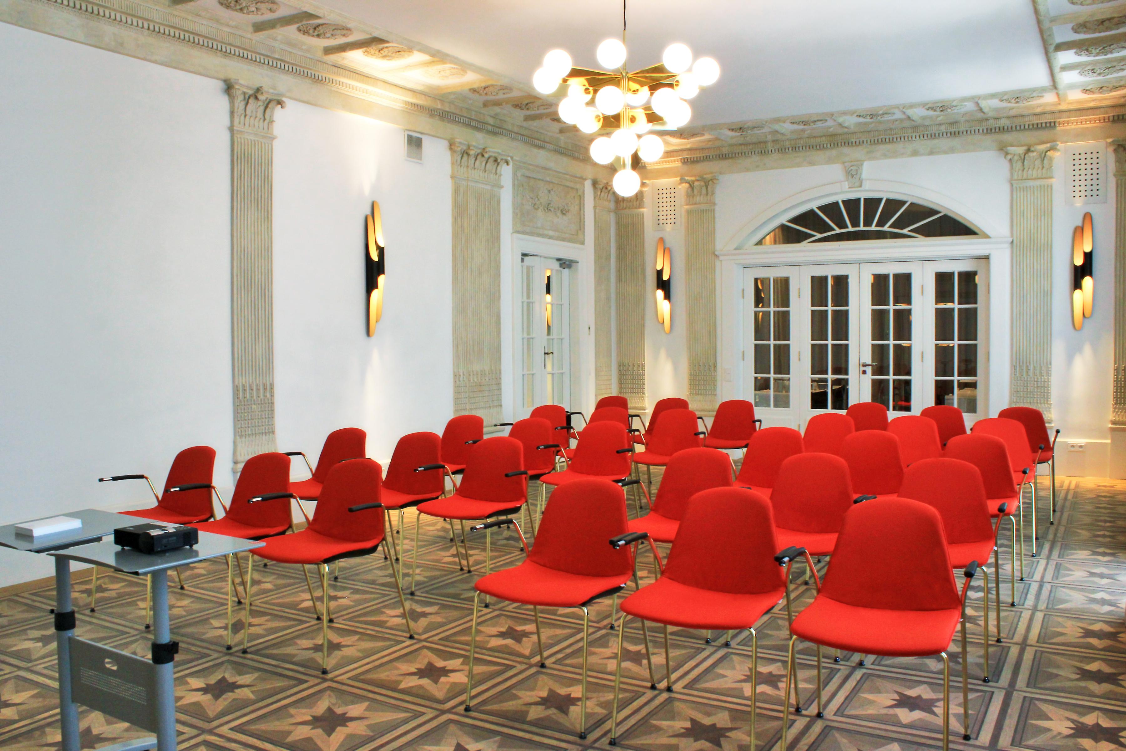 H15 Boutique Hotel, Warsaw, A Member Of Design Hotels Exteriér fotografie The interior of the library